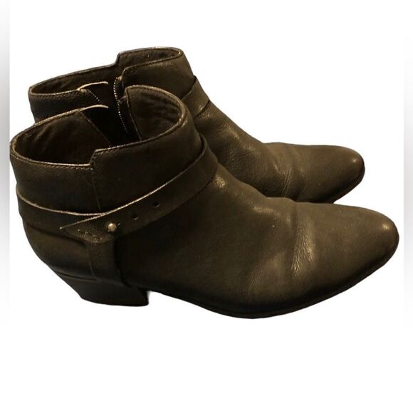 Clark’s Leather Cushion Zip Booties 10 - Picture 3 of 11